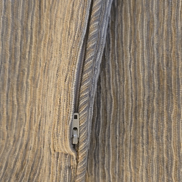 Beautiful Neutral Accent Pillow Cover - Picture 4 of 4